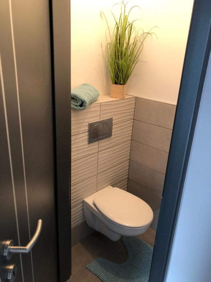 Appartement Szeged Gyoengye Delux Extérieur photo